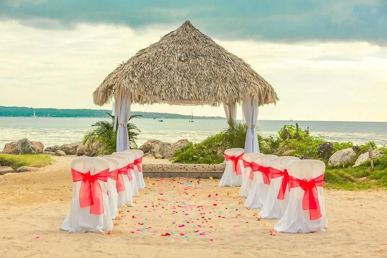 Hedonism II All Inclusive Resort (Adults Only) Negril 4*,  Jamaica