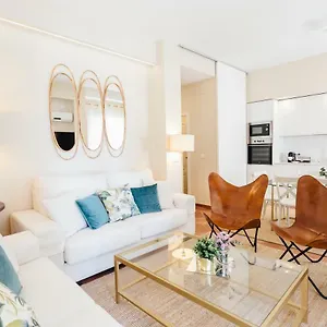 Appartamento Stylish And Wide- 3bdr 3bth- Remedios Siviglia